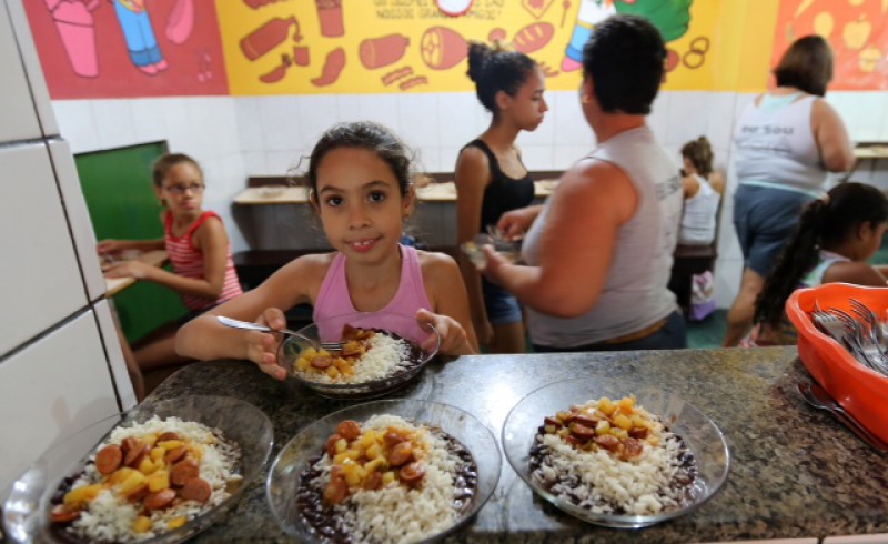 Children at the cantina of the project Uere in Rio de Janeiro